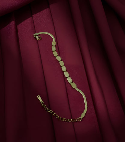 Minimalist Matte Geometric Accent Bracelet