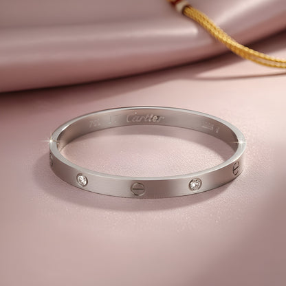 Silver-Toned Screw-Motif Jewelry Set